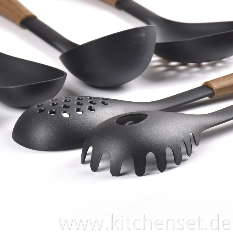 6pcs Wooden Kitchen Utensils